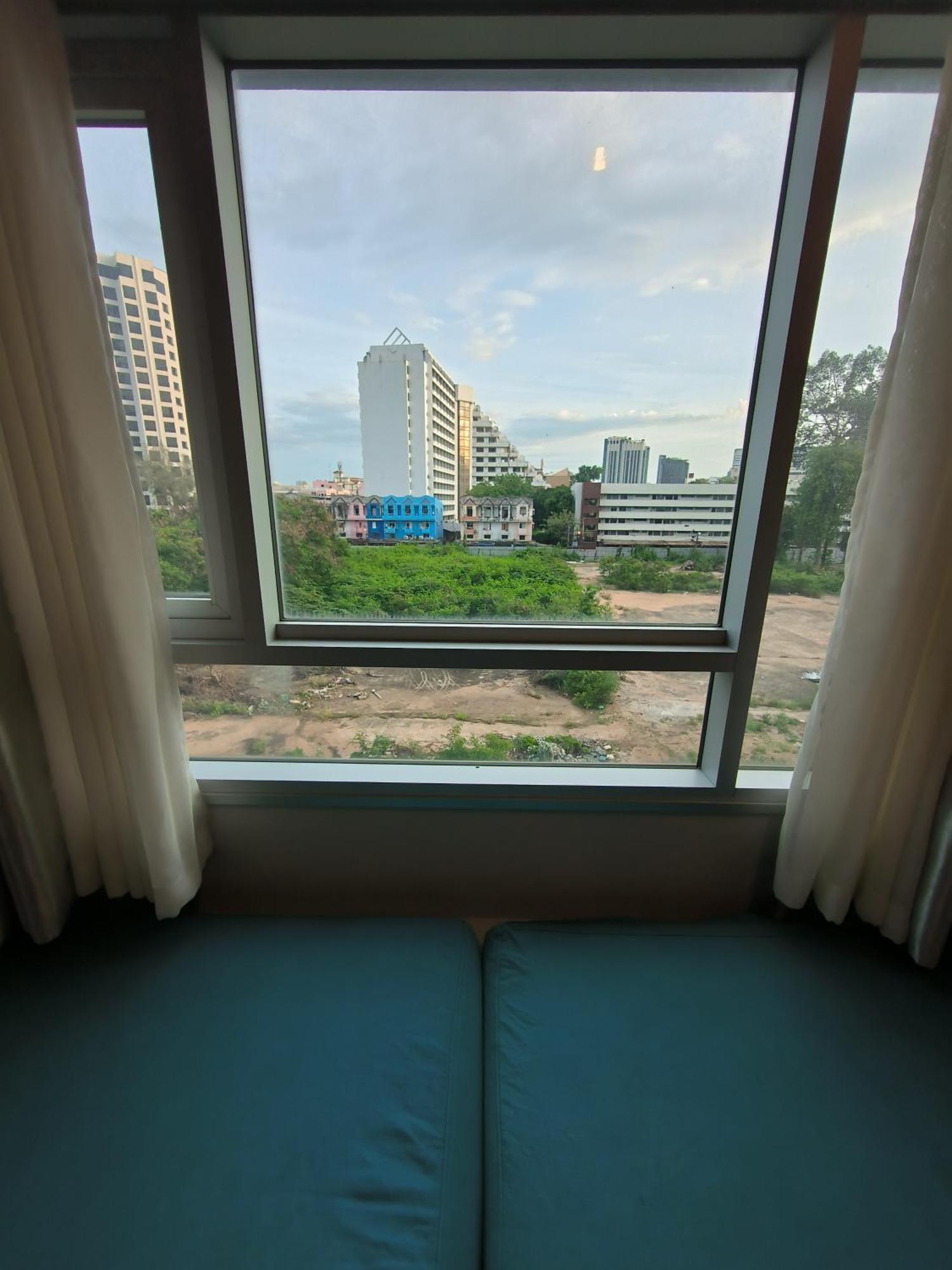Centric Sea Pattaya Bed & Breakfast ภายนอก รูปภาพ