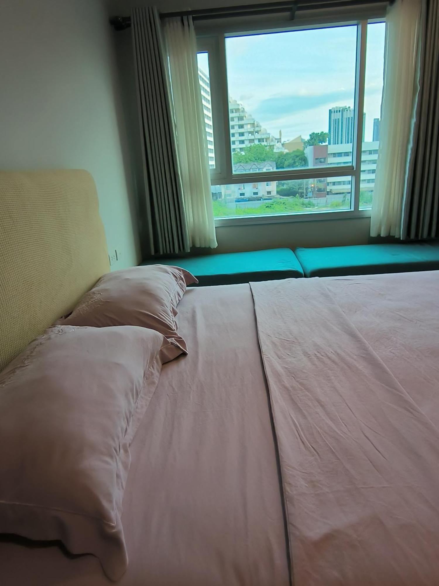 Centric Sea Pattaya Bed & Breakfast ภายนอก รูปภาพ