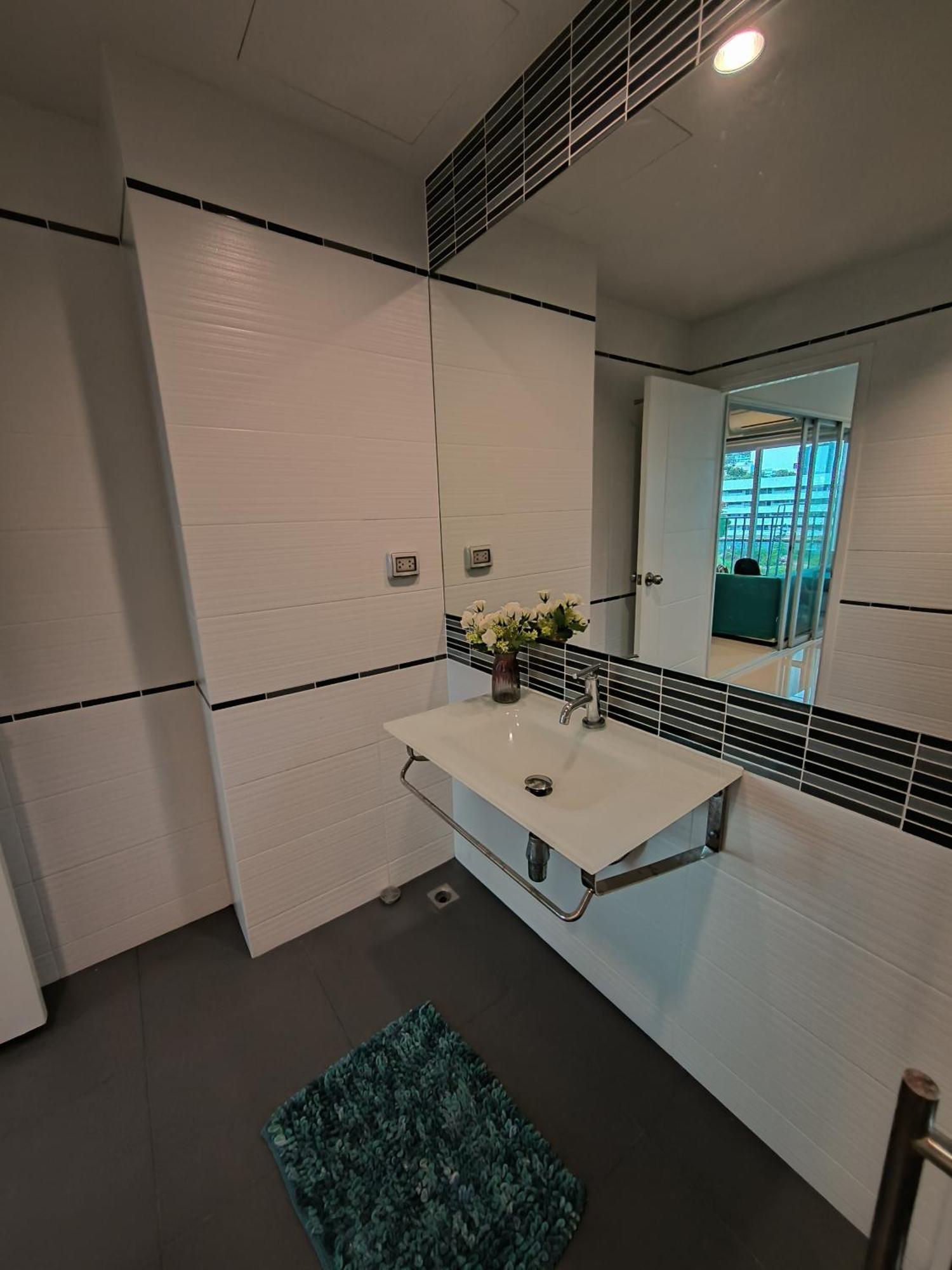 Centric Sea Pattaya Bed & Breakfast ภายนอก รูปภาพ